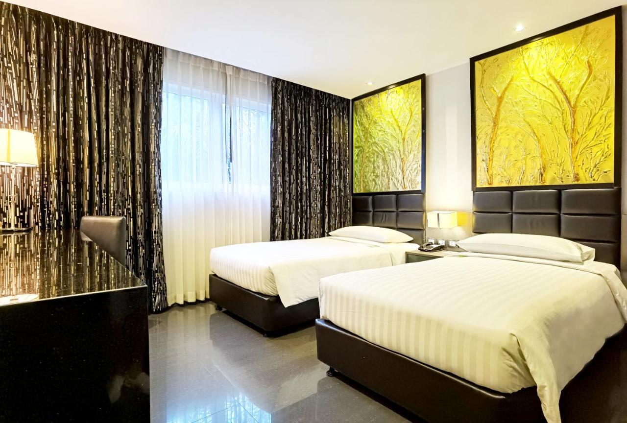 Nova Express Pattaya Hotel Zewnętrze zdjęcie