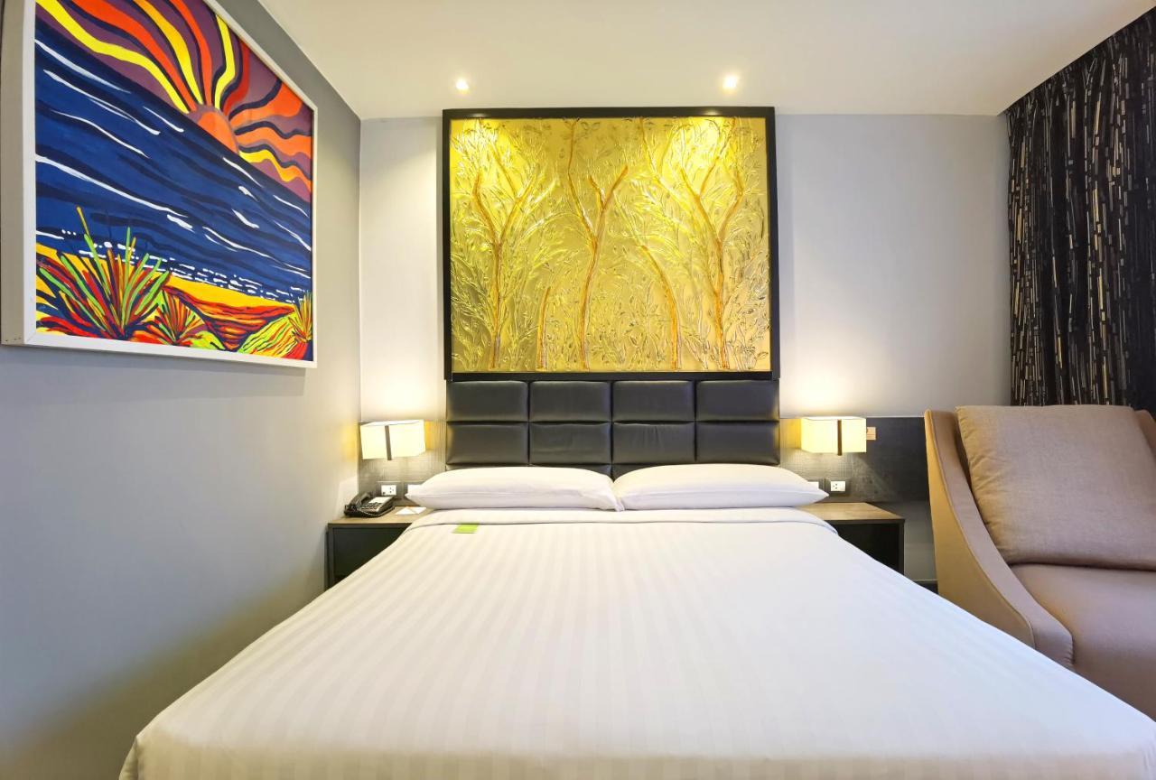 Nova Express Pattaya Hotel Zewnętrze zdjęcie