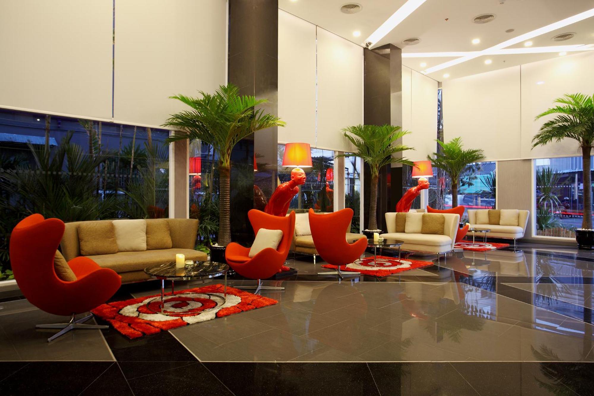 Nova Express Pattaya Hotel Zewnętrze zdjęcie